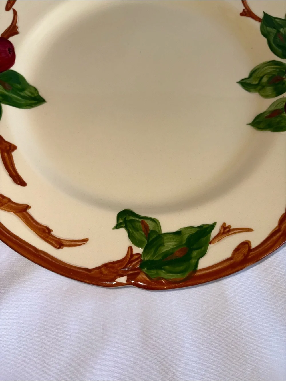 Franciscan Apple Dinner Plates Set of 4 Vintage 10.5” Hand Painted USA - As Is
